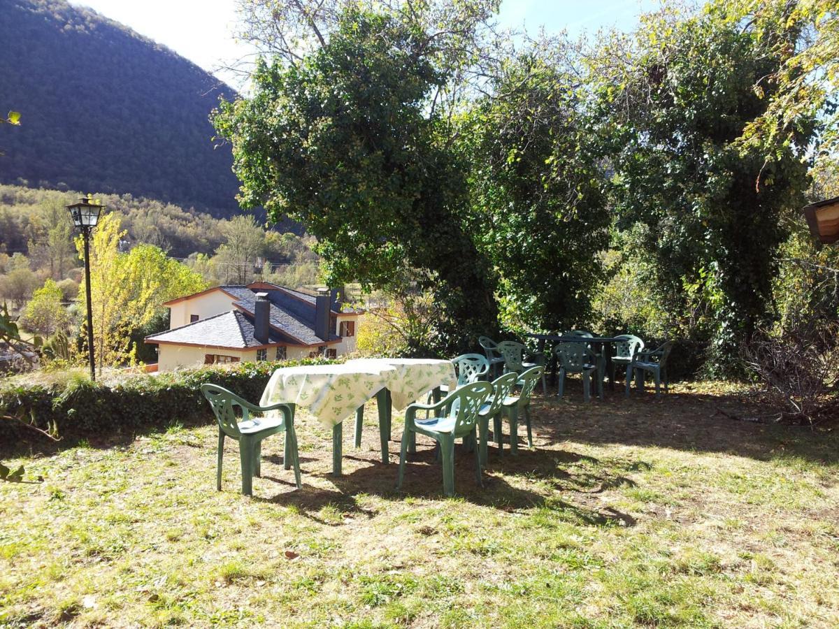 Hotel Rural El Urogallo Murias de Paredes Exterior foto